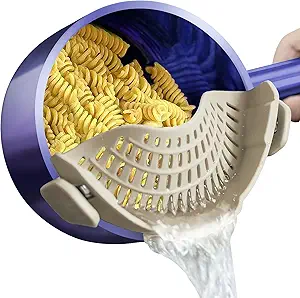 Clip-On Pan Pot Strainer